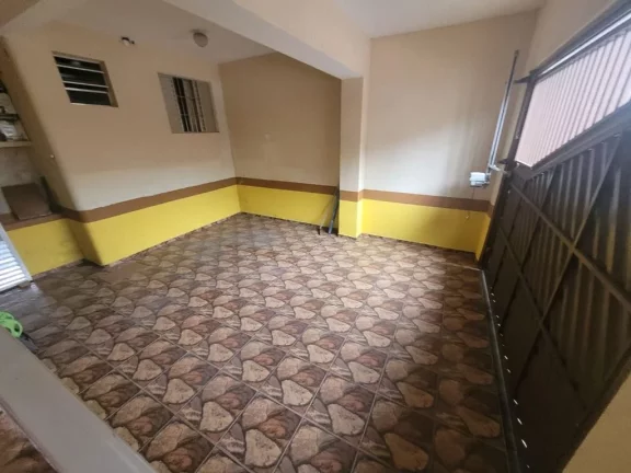 Imagem Sobrado com 3 dormitórios à venda, 165 m² por R$ 435.000,00 - Jardim Luiz Mauro - Ferraz de Vasconcelos/SP