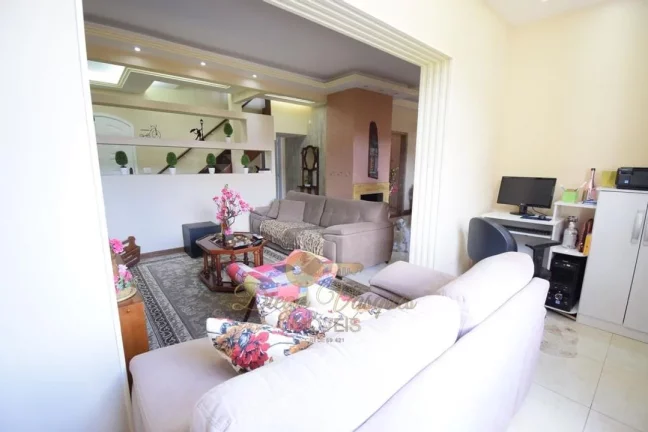 Imagem Casa para Venda em Teresópolis / RJ no bairro Jardim Cascata