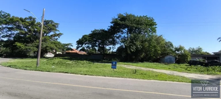 Imagem Terreno de Esquina à Venda no Bairro Passagem, Tubarão/SC