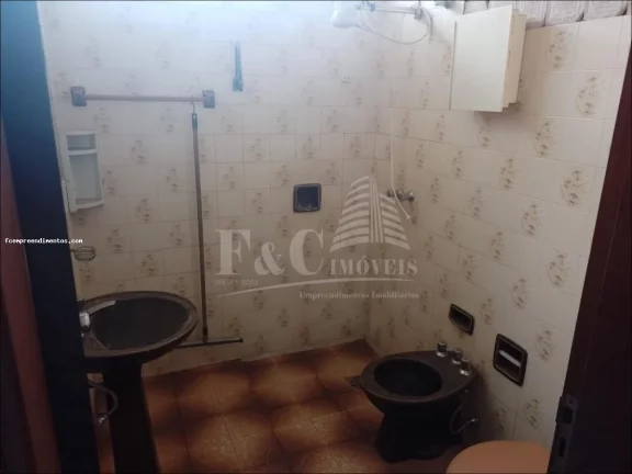 Imagem Casa para Venda em Iracemápolis, Centro, 5 dormitórios, 1 banheiro, 1 vaga