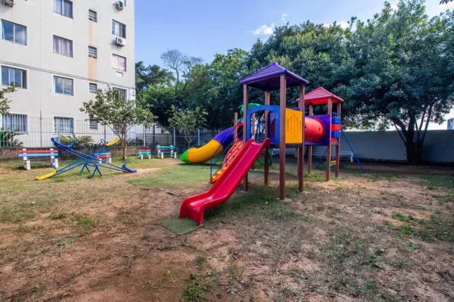 Imagem Apartamento à venda no bairro Rubem Berta - Porto Alegre/RS