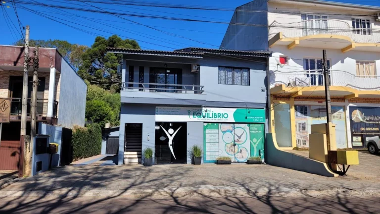 Imagem Casa para Venda em Erechim, Três Vendas, 3 dormitórios, 1 suíte