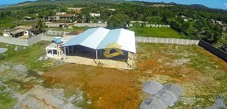 Imagem Área comercial de 13.900 m², totalmente plana e murada, com galpão de 200 m² equipado com escrit...