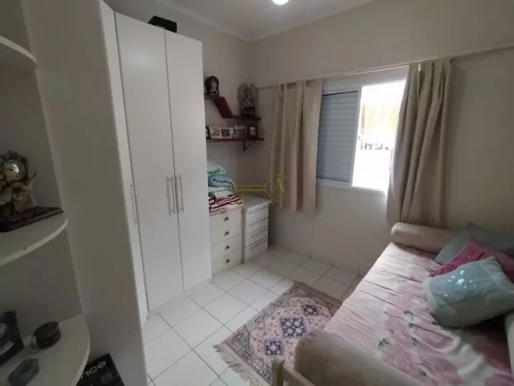 Imagem Casa térrea à venda em Peruíbe/SP Localizado à 880m da praia 3 dormitórios