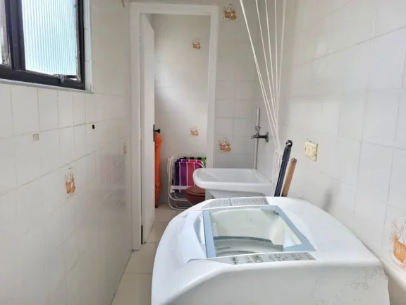 Imagem APARTAMENTO COM OTIMA LOCALIZAÇÃO, 2 DORMITÓRIOS, 1 VAGA, PERTO DA PRAIA.