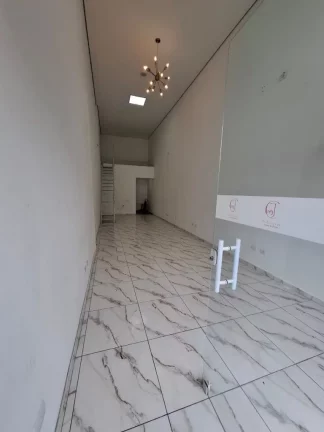 Imagem Sala Comercial para Locação no Centro de Santo André-SP: 1 Sala, 1 Banheiro, 40m² de Área!