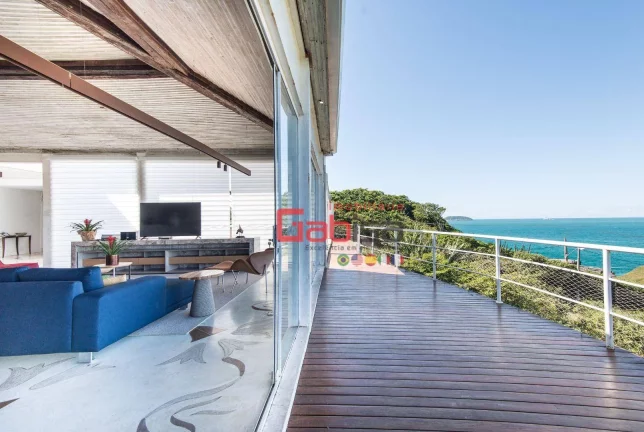 Imagem Casa com 5 dormitórios à venda, 431 m² por R$ 3.200.000 - Village de Búzios - Armação dos Búzios/RJ