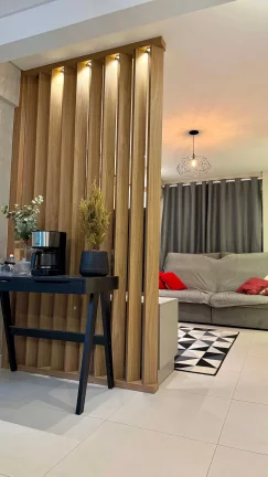 Imagem Apartamento mobiliado com 2 suítes e 1 vaga de garagem em Balneário Perequê