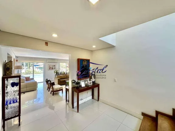 Imagem Casa com 5 dormitórios à venda, 375 m² por R$ 2.500.000,00 - Residencial Euroville - Carapicuíba/SP