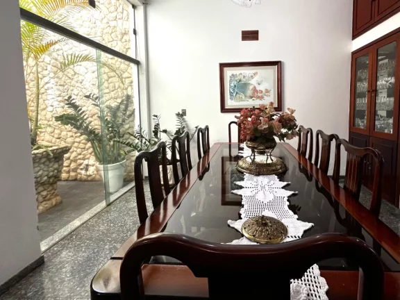 Imagem Sobrado para venda em Residencial Baldassari com 5 quartos, sendo 1 suíte, 368m2