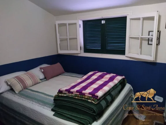 Imagem Casa a 100m da praça do Capivari para até 25 pessoas