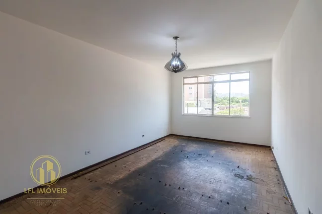Imagem Apartamento de 153 m² na Av. São Gabriel: Oportunidade Única para Reforma no Itaim Bibi