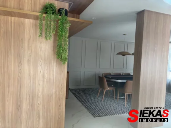 Imagem Apartamento de luxo para locação no Tatuapé, São Paulo-SP: 3 quartos, 2 suítes, 2 vagas de garagem e 140m² de área.