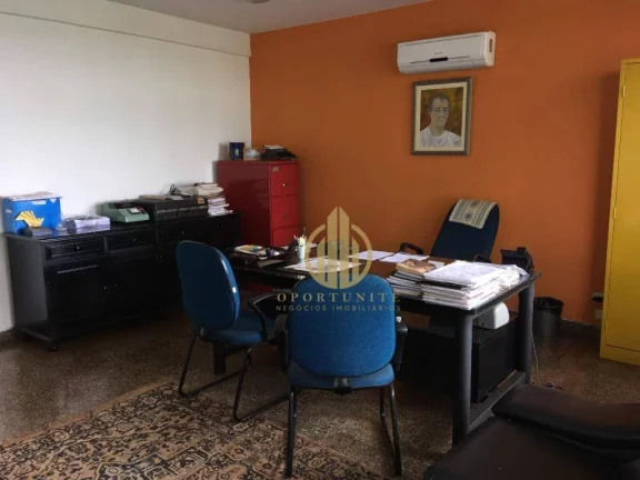 Imagem Prédio comercial em Ribeirão Preto de salas, galpôes, oficinas e pátios de abastecimentos