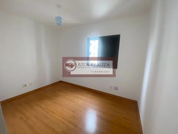 Imagem Vendo OPORTUNIDADE, no Jd Marajoara - São Paulo, Apartamento 70m² com 3 Dormitórios, 1 Suíte, 1 vaga, fazer completo, Venda por R$500k, aceita financiamento e permuta.