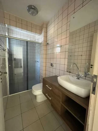 Imagem Apartamento com 2 dormitórios e 1 vaga de garagem em Balneário Camboriú