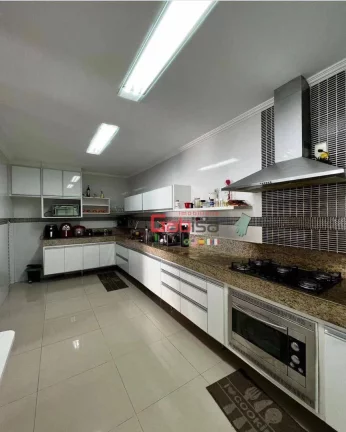 Imagem Casa com 5 dormitórios à venda, 200 m² por R$ 1.500.000,00 - Portinho - Cabo Frio/RJ