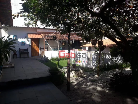 Imagem Casa com 2 dormitórios à venda, 200 m² por R$ 940.000,00 - Peró - Cabo Frio/RJ