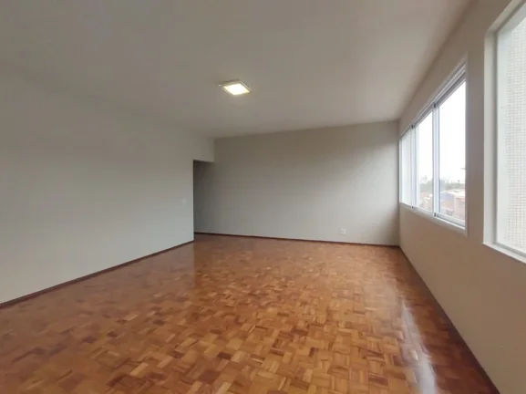 Imagem article dir tabindex=-1 

 div tabindex=-1 

 Excelente casa para locação com linda vista para o R...
