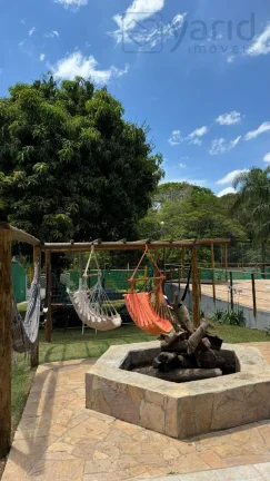 Imagem Chácara à venda em Jundiaí-SP, bairro Ivoturucaia: 2 quartos, 1 suíte, 1 sala, 2 banheiros, 259m². Aproveite essa oportunidade!