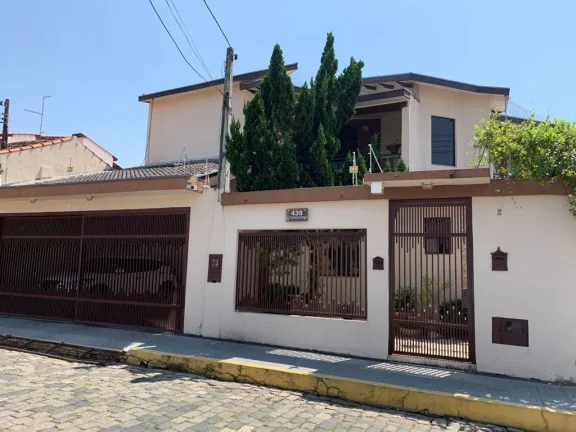 Imagem LUXO, LAZER E SEGURANÇA TOTAL: CASA COMPLETA COM PISCINA POR R$ 1.3 MILHÃO!