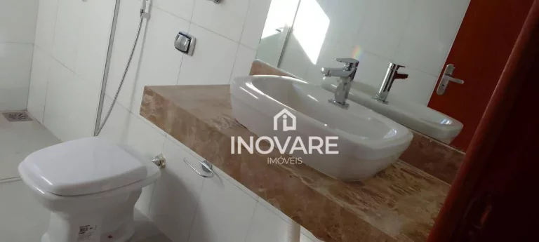 Imagem Casa com 3 dormitórios à venda, 230 m² por R$ 750.000,00 - Residencial Jardim Primavera - Itumbiara/GO