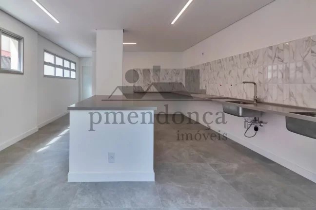 Imagem Apartamento reformado com 267m², 3 suítes e 2 vagas de garagem a venda no Paraíso.