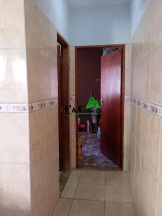 Imagem Casa para Venda em Limeira, Jardim Campo Belo, 3 dormitórios, 1 banheiro, 2 vagas