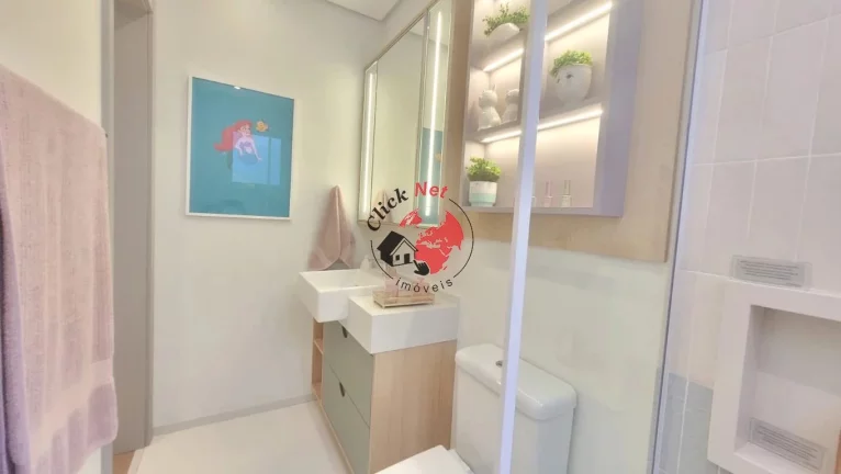 Imagem Apartamento à Venda a 1 quadra da praia no bairro Embaré em Santos