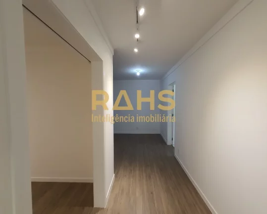 Imagem Imóvel espetacular em região estritamente residencial início do bairro América. Terreno de 2.150...