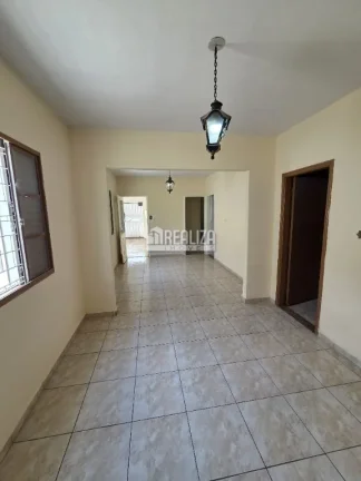 Imagem Casa à venda Bairro Boa Vista, Uberaba - 5 dormitórios e sendo 2 suíte