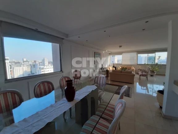 Imagem Apartamento de 300m2, com três suítes, mais um Home Office, hall, lavabo, sala de Jantar, Sala de ...
