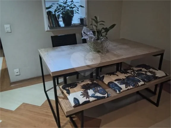 Imagem Apartamento à venda com 3 quartos, sendo 1 suíte, no condomínio Portal Dos Bandeirantes, São Paulo - SP