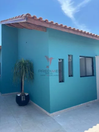 Imagem Linda casa de 2 quartos , com piscina, área gourmet,á venda em Itanhaém