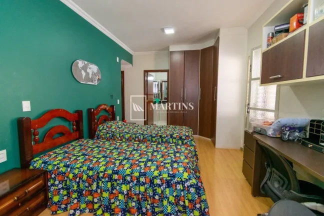 Imagem Imagine viver em uma casa onde cada detalhe foi pensado para elevar sua qualidade de vida. São 700m...