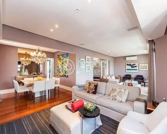 Imagem 317 metros 4 dormitórios 4 suítes 5 banheiros 4 vagas Cobertura Duplex toda reformada, pronta para...