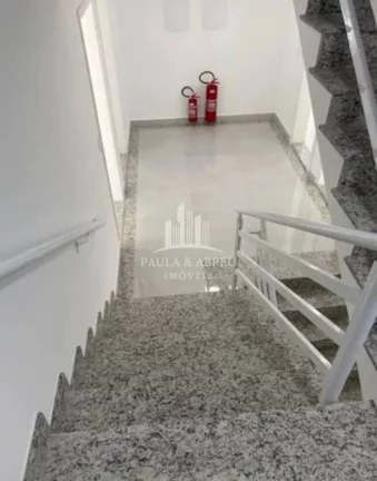 Imagem Apartamento 50m² com Quintal, 2 Quartos, 1 Suíte com Sacada,1 vaga no Parque Oratório, Santo André
