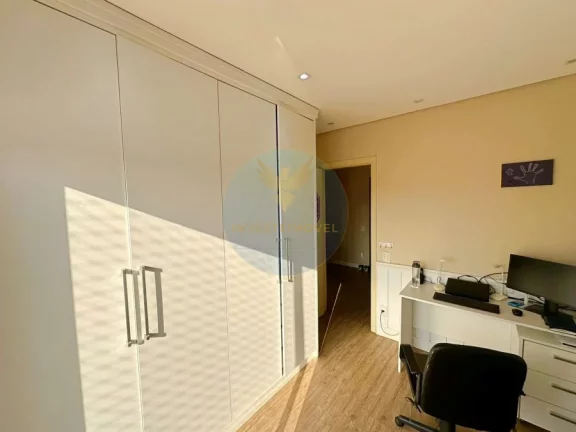 Imagem Casa triplex com quintal e suíte master  Granja Viana