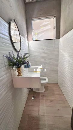 Imagem Casa com 3 dormitórios à venda, 200 m² por R$ 600.000,00 - Parque Universitário - Rio Claro/SP