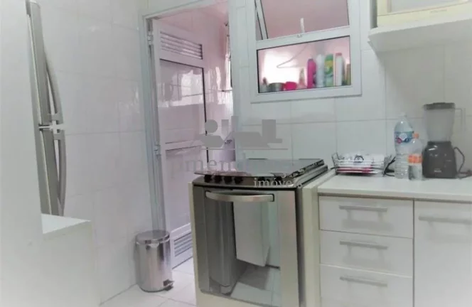Imagem Apartamento no Sumaré com 3 quartos e 1 suite e 2 vagas.