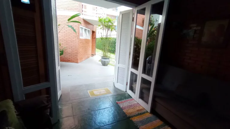 Imagem Apartamento á 300m da Praia Grande