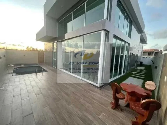 Imagem Vendo casa em condomínio fechado, com 250m², sala para 3 ambientes, 3 suítes, escritório e 4 vagas