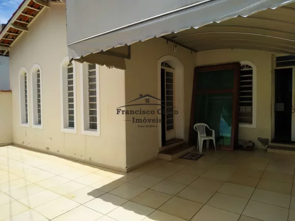 Imagem Casa à venda no bairro Campo do Galvão - Guaratinguetá/SP