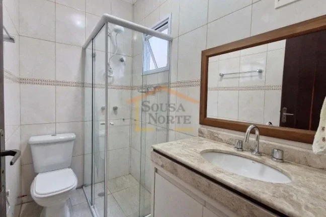 Imagem Sobrado com 163m² de área construída, composto por 3 dormitórios, sendo 1 suíte com varanda, 4 ...