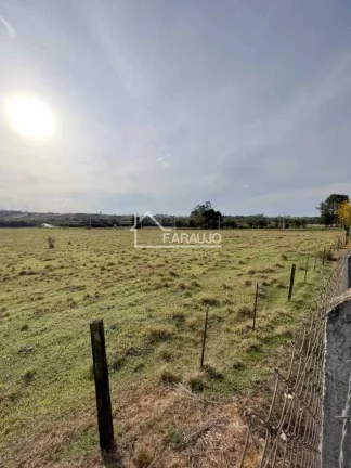 Imagem Terreno à venda em Araçoiaba da Serra-SP, é o cenário perfeito para tornar seu sonho realidade.