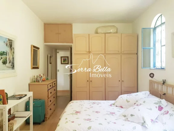 Imagem Casa com 3 dormitórios à venda, 210 m² por R$ 890.000,00 - Vargem Grande - Teresópolis/RJ