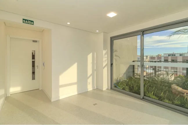 Imagem Apartamento à venda em Porto Alegre, Farroupilha, com 1 quarto, 37m2
