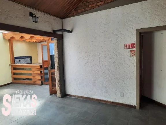 Imagem Salão Comercial de Alto Padrão para Locação na Penha de França, São Paulo-SP: 2 Salas, 5 Banheiros, 500m² de Área!