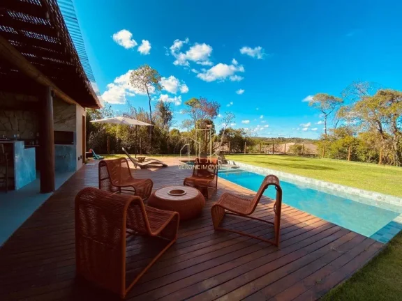 Imagem Luxuosa casa em condomínio à venda em Praia do Forte - Mata de São João-BA: 5 quartos, 5 suítes, 3 salas, 3 banheiros, 3 vagas, 400m².