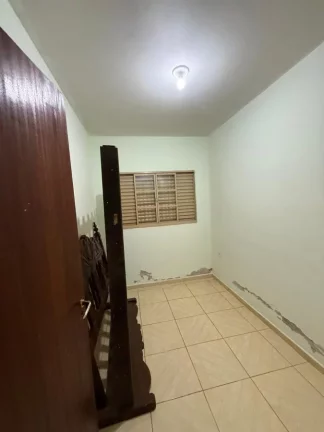 Imagem Terreno Comercial para Venda em Sarandi, jardim gralha azul, 2 dormitórios, 1 banheiro